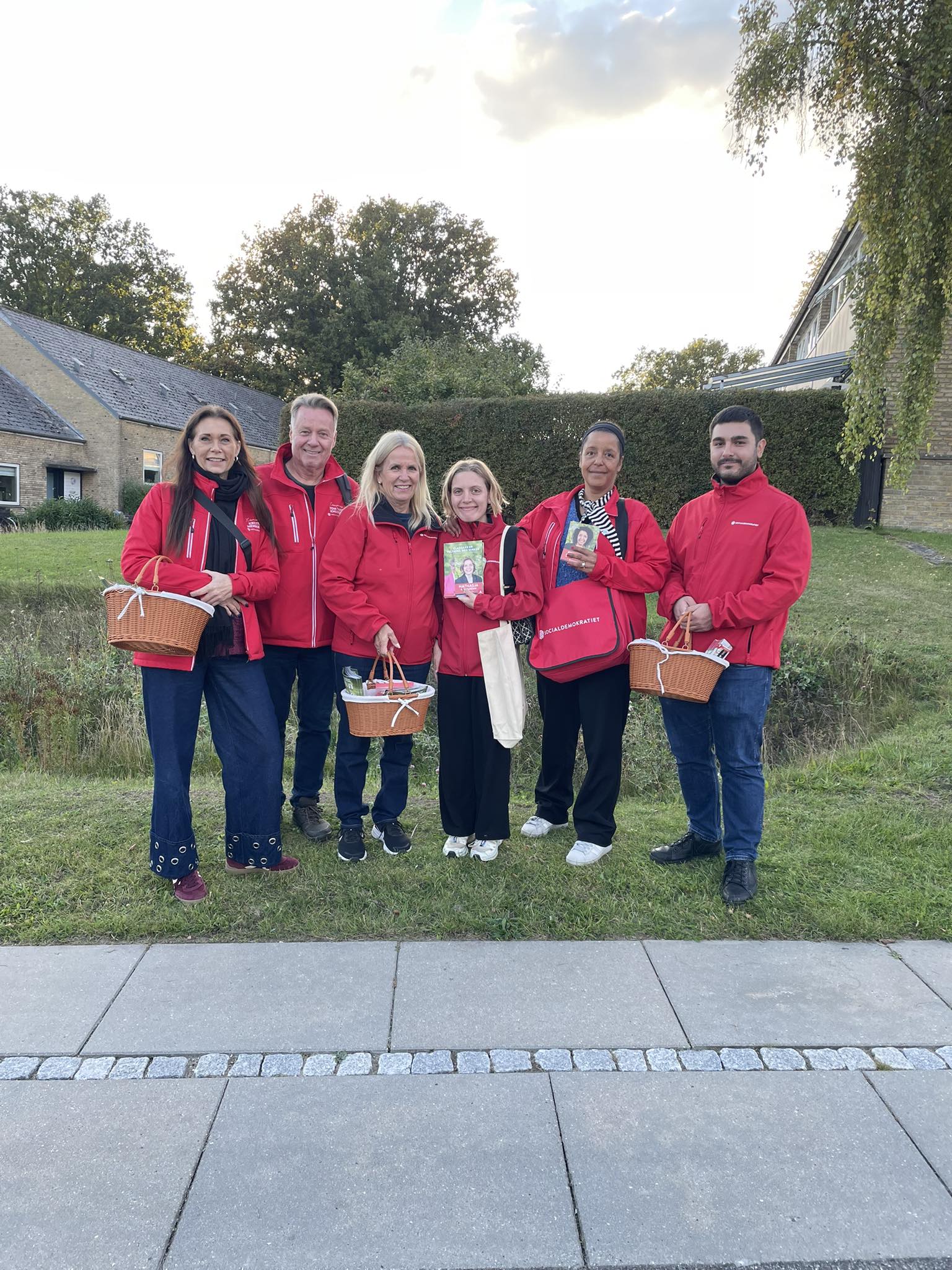 557638735 10239542960098619 6506932410693270762 N